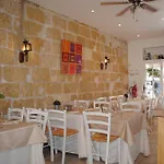 Hotel Restaurant Le Provencal Le Grau-du-Roi