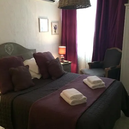 Restaurant Le Provencal فندق