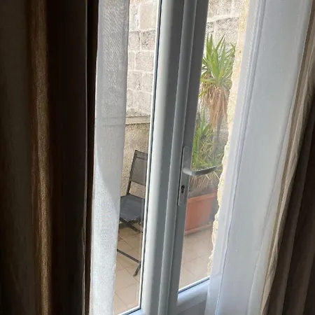 Restaurant Le Provencal فندق لو غراو دو روا