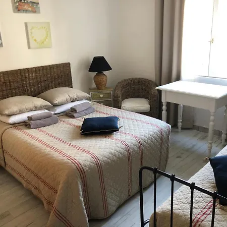 Hotel Restaurant Le Provençal *