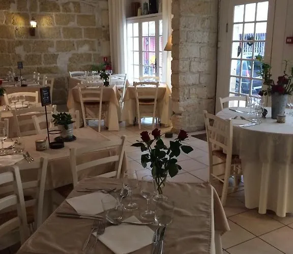 Hotel Restaurant Le Provencal Le Grau-du-Roi